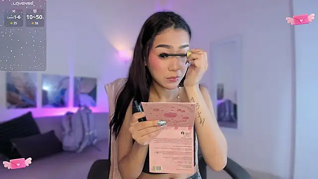 Kathe slim online show from November 2025 04:18:02 PM