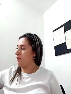 CHARLOTTE 1711 online show from January 2025 11:32:01 PM