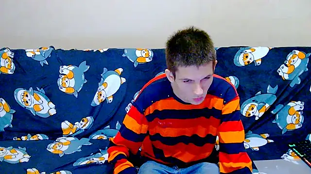 Lester Broo online show from December 2025 07:37:01 AM