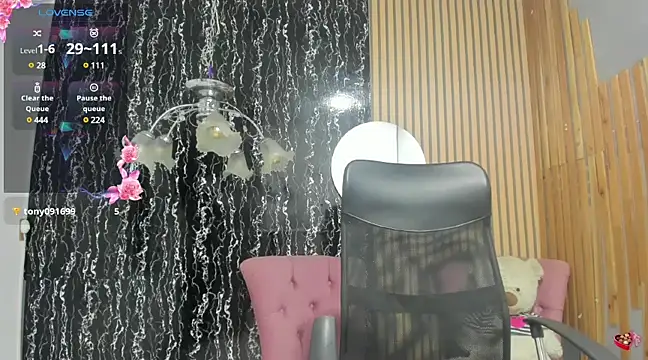 Iam zaia online show from February 2025 10:48:01 PM