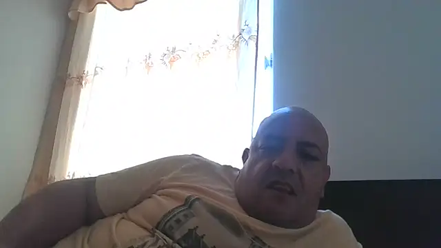 Sr JakoXXXX online show from November 2025 08:14:01 PM