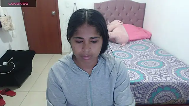 july-feria online show from February 2025 11:00:01 PM