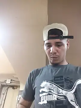 Maguito02 online show from September 2025 01:38:02 PM