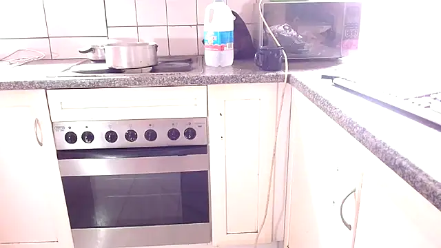 omalicha98 online show from October 2025 06:38:01 AM