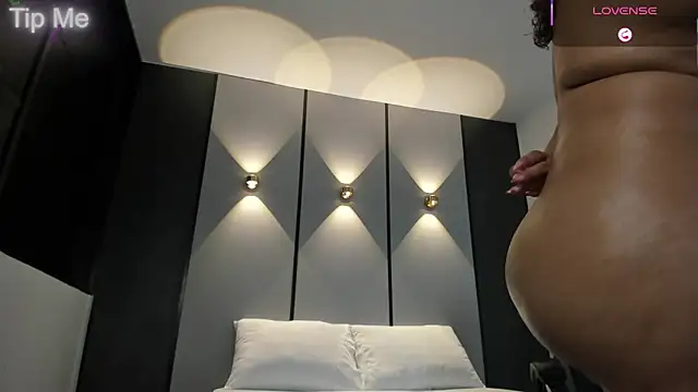Snapshot of lilly_ass_ chatting on September 2025 01:05:02 AM lilly ass online show from September 2025 01:05:02 AM