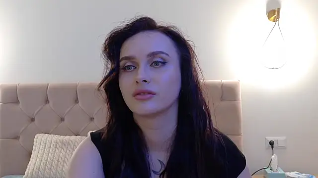 Snapshot of Lilliana_Moon chatting on February 2025 10:15:02 AM Lilliana Moon online show from February 2025 10:15:02 AM
