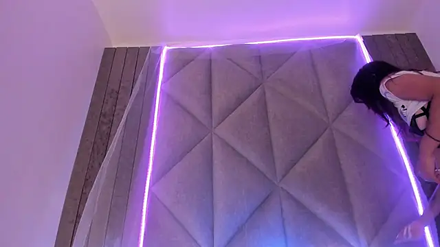 SabrinaSpell  online show from February 2025 11:44:02 AM