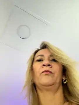 AtheneaRusell online show from September 2025 08:34:02 PM