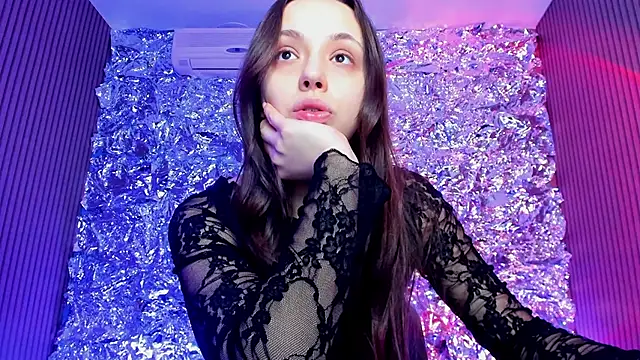 Sahara Shields online show from January 2025 02:22:02 AM