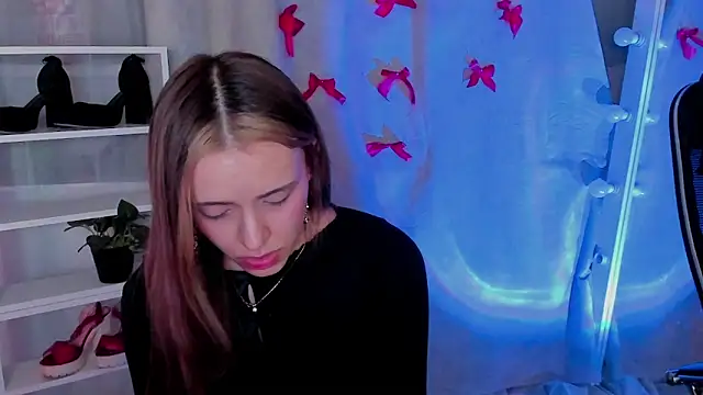 Sahara Shields online show from February 2025 04:51:01 PM