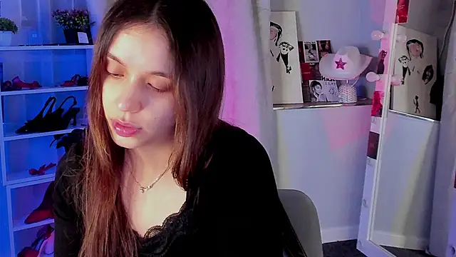 Sahara Shields online show from November 2025 08:46:01 AM