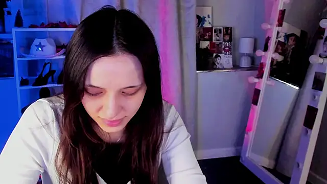 Sahara Shields online show from March 2026 09:59:02 AM