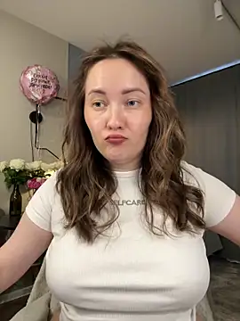 Snapshot of Kiss_My_Body chatting on May 2026 05:20:02 PM Kiss My Body online show from May 2026 05:20:02 PM