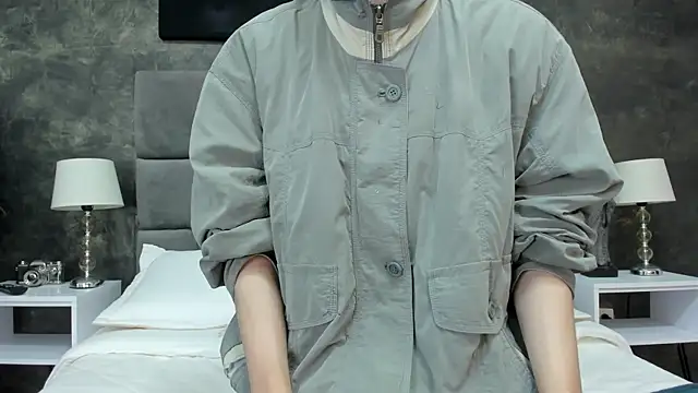 bruce hans online show from October 2025 11:32:02 AM