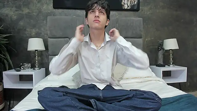 bruce hans online show from October 2025 11:44:01 AM