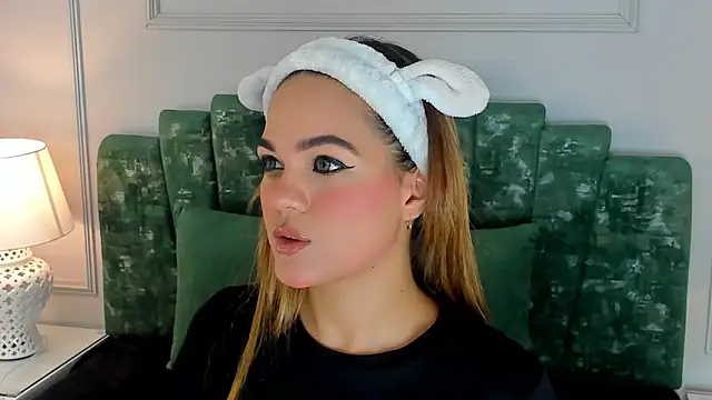 Snapshot of rutila_ford chatting on February 2025 10:16:02 AM rutila ford online show from February 2025 10:16:02 AM