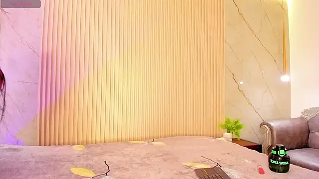 pocahontas pow online show from October 2025 04:31:02 AM