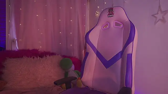 Snapshot of emma_soffia_ chatting on January 2025 07:26:02 PM emma soffia  online show from January 2025 07:26:02 PM