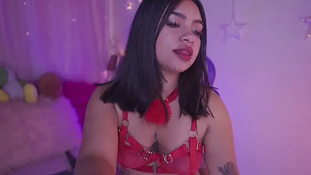 Snapshot of emma_soffia_ chatting on February 2025 06:49:02 PM emma soffia  online show from February 2025 06:49:02 PM