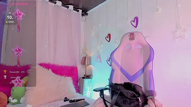 Snapshot of emma_soffia_ chatting on March 2025 12:00:02 AM emma soffia  online show from March 2025 12:00:02 AM