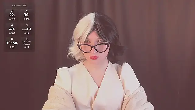 foxy jpg online show from February 2025 09:12:01 PM