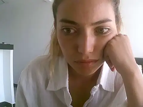 Snapshot of VittoriaTaylor chatting on February 2026 07:29:02 PM VittoriaTaylor online show from February 2026 07:29:02 PM
