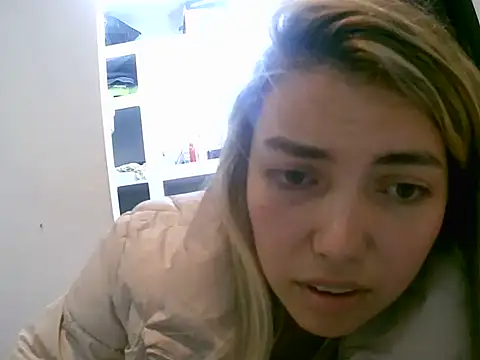 Snapshot of VittoriaTaylor chatting on April 2026 04:10:02 PM VittoriaTaylor online show from April 2026 04:10:02 PM