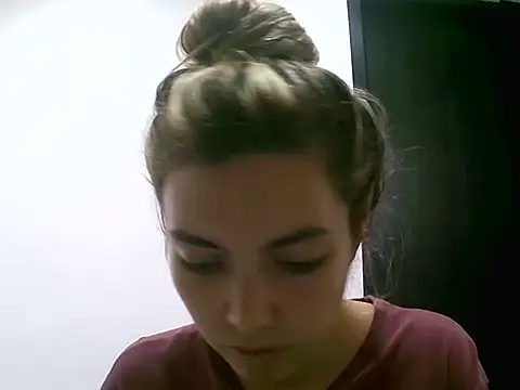 Snapshot of VittoriaTaylor chatting on May 2026 08:36:02 PM VittoriaTaylor online show from May 2026 08:36:02 PM