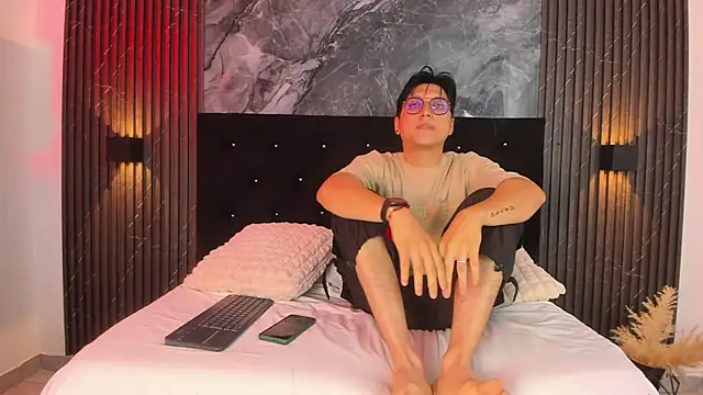 vanilla hot online show from January 2025 01:27:01 PM