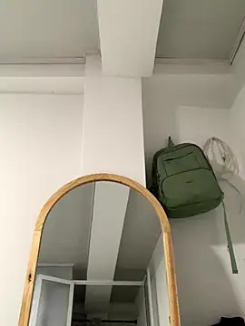 Snapshot of Bella_still chatting on October 2025 01:08:01 PM Bella still online show from October 2025 01:08:01 PM