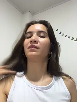 Snapshot of Bella_still chatting on January 2026 02:27:01 AM Bella still online show from January 2026 02:27:01 AM