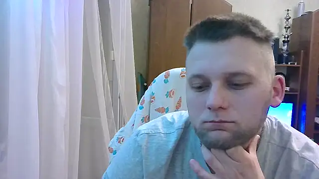 Snapshot of HunterOnBoobs chatting on March 2025 10:47:01 PM HunterOnBoobs online show from March 2025 10:47:01 PM