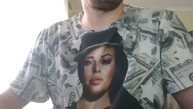 Snapshot of HunterOnBoobs chatting on October 2025 06:24:02 AM HunterOnBoobs online show from October 2025 06:24:02 AM