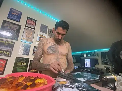 hornycouple818 online show from November 2025 09:42:02 AM