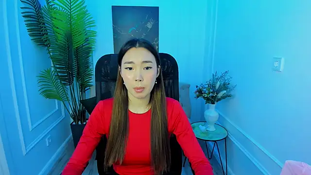 AnnaReyla online show from September 2025 06:52:01 PM