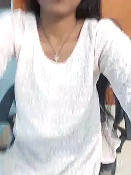 Snapshot of Divya-2007 chatting on February 2025 06:21:01 AM Divya-2007 online show from February 2025 06:21:01 AM