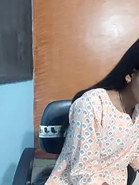 Snapshot of Divya-2007 chatting on February 2025 07:40:01 AM Divya-2007 online show from February 2025 07:40:01 AM