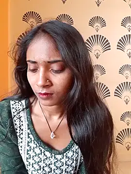 Snapshot of Divya-2007 chatting on February 2025 02:51:01 AM Divya-2007 online show from February 2025 02:51:01 AM