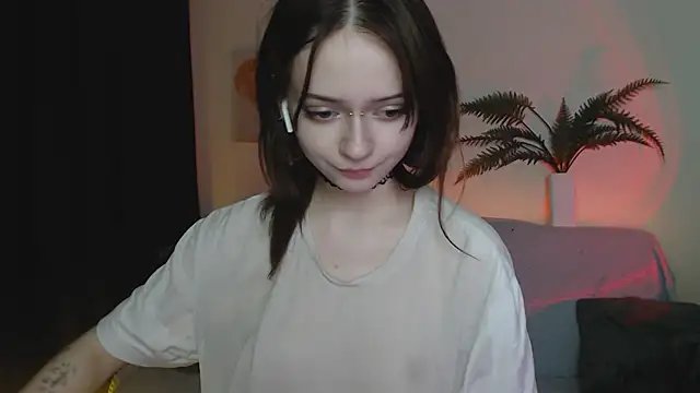 miuri miy online show from February 2025 10:19:01 PM