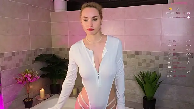 Snapshot of too_sexxxy chatting on February 2025 04:18:02 PM too sexxxy online show from February 2025 04:18:02 PM