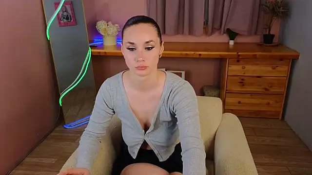 Snapshot of too_sexxxy chatting on May 2026 03:08:02 PM too sexxxy online show from May 2026 03:08:02 PM