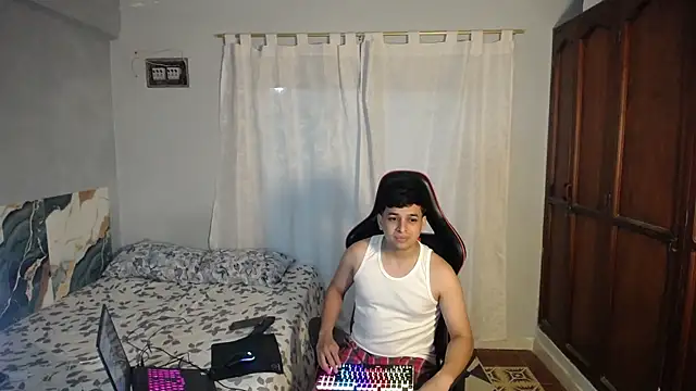 Snapshot of xxxcocorood chatting on December 2025 11:00:02 PM xxxcocorood online show from December 2025 11:00:02 PM