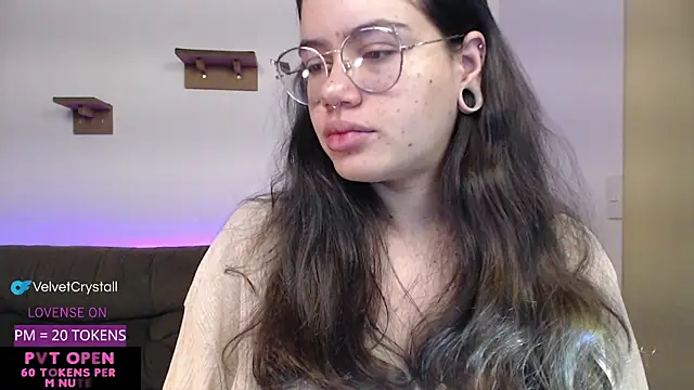 crystalll room online show from November 2025 06:25:02 AM