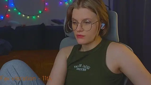  JessieVibes online show from October 2025 02:46:01 PM