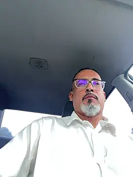 Snapshot of TheConfidentialClub chatting on January 2025 03:59:02 PM TheConfidentialClub online show from January 2025 03:59:02 PM