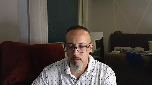 Snapshot of TheConfidentialClub chatting on February 2025 11:46:02 PM TheConfidentialClub online show from February 2025 11:46:02 PM