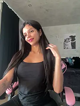 Rosariolovex online show from February 2025 10:38:02 AM