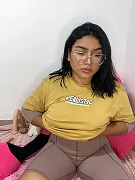 Snapshot of Camila_Mason chatting on January 2025 04:48:02 AM Camila Mason online show from January 2025 04:48:02 AM