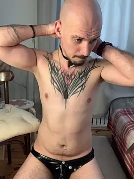 AssHunter4k online show from March 2025 11:39:02 AM