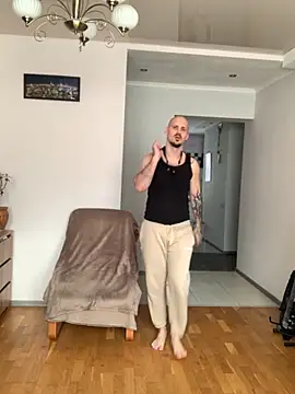 AssHunter4k online show from October 2025 08:51:01 AM